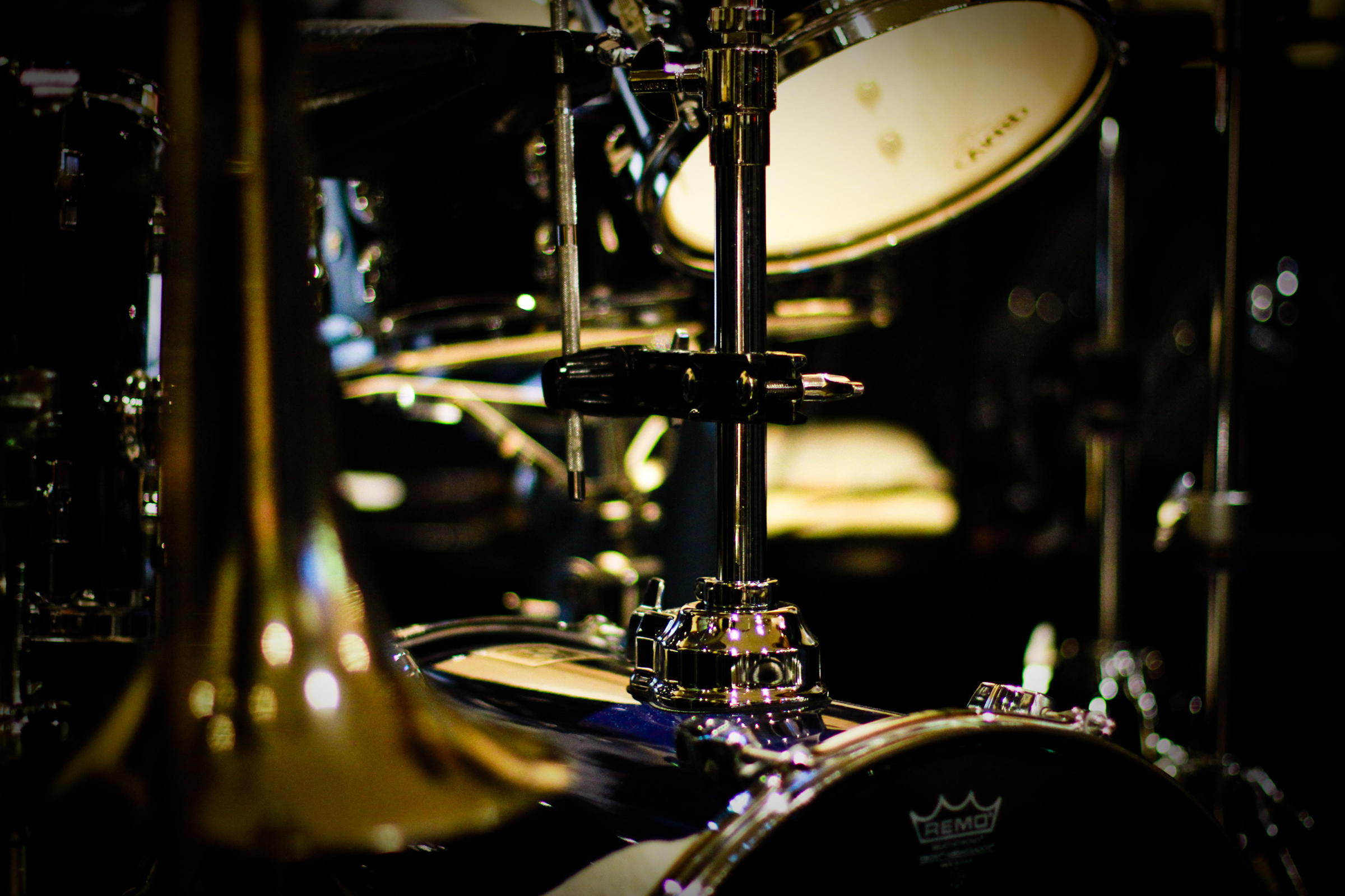 blue-george-drumset